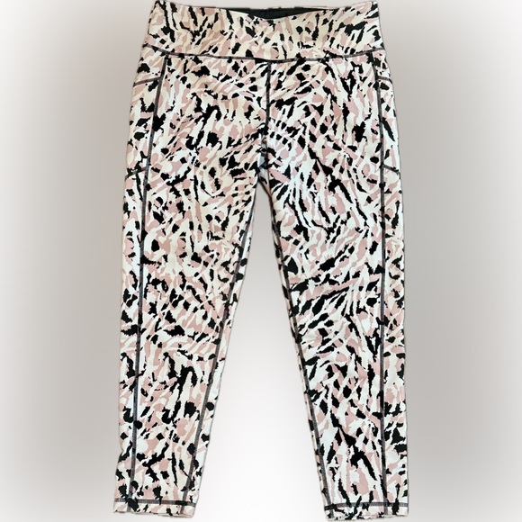 Women’s DKNY Sport leggings - pink black white - size XL - thigh pockets. Soft - Picture 3 of 9